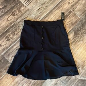 Super cute skirt for work or play